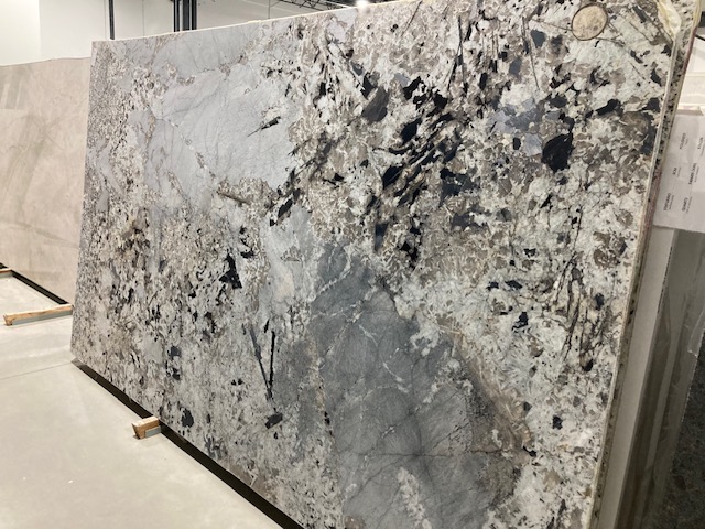 Glacier Top 2cm Leathered Granite #251006-O (FAV)