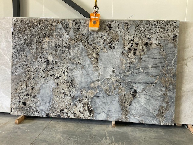 Glacier Top 2cm Leathered Granite #260513-O (FAV)